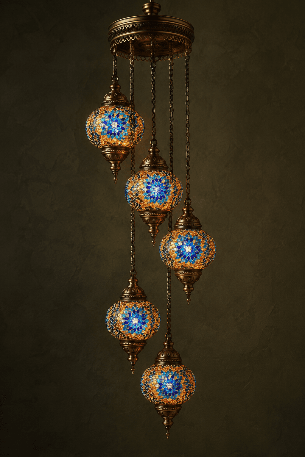 Mosaic lighting inspiration for hanging lamps